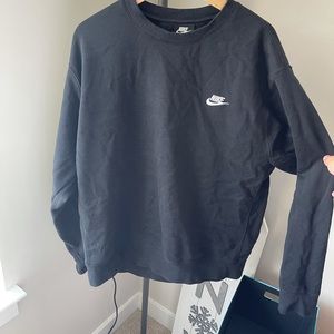 nike crew neck XL